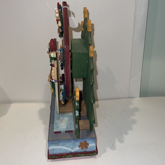 Nicholas Square Holiday Merry Go Round 11.5” Tall 8” base - Picture 4 of 8